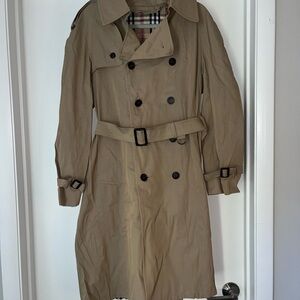Twillshire all weather Crownwear Tan Double-Breasted Trench Coat